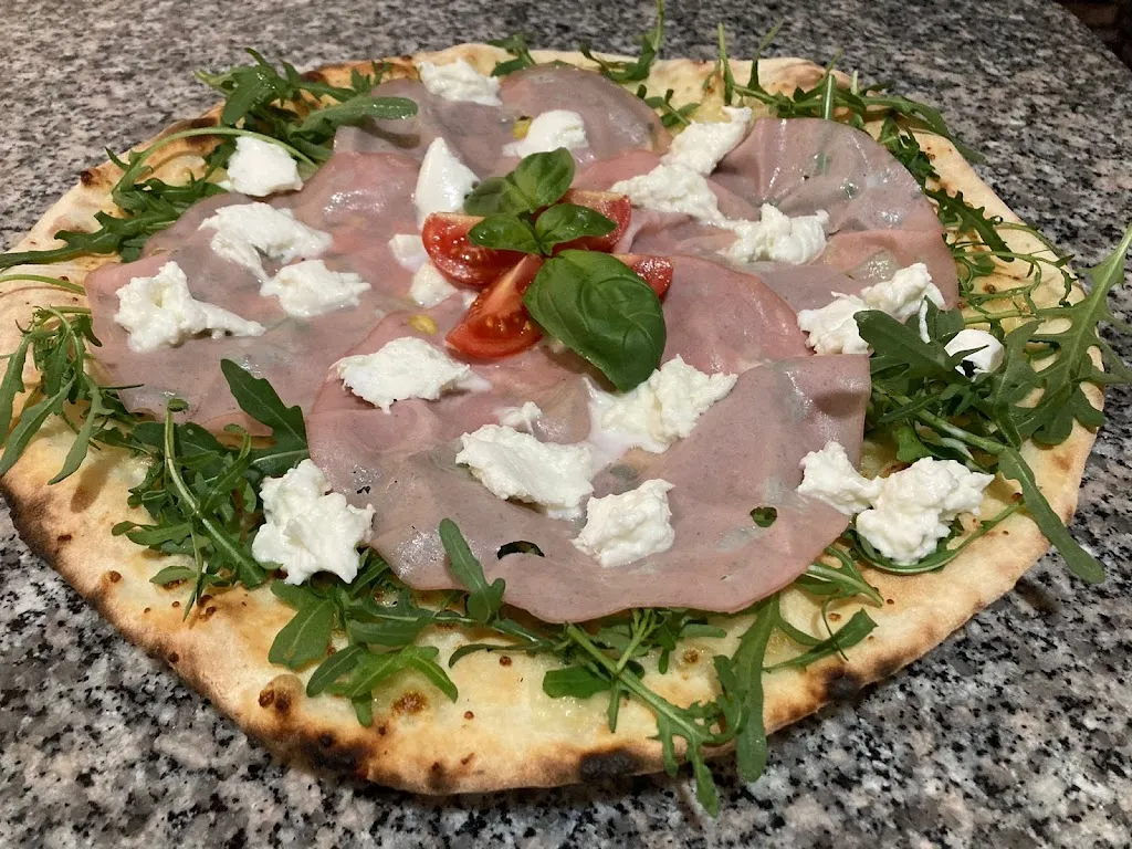 Pizzeria da Giulio restaurant in Abbasanta