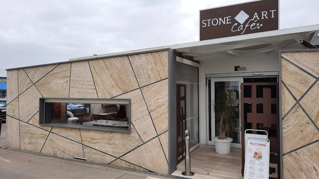 Christoph Heer_Stone Art Cafè - Abbasanta_Abbasanta_review