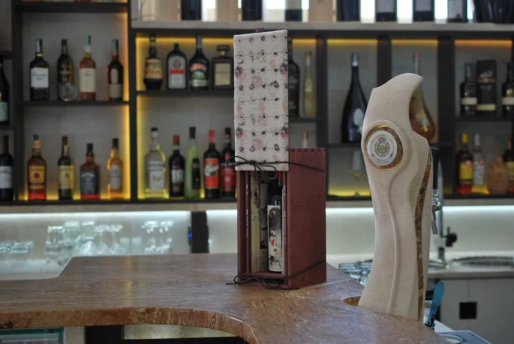 Stone Art Cafè restaurant in Abbasanta