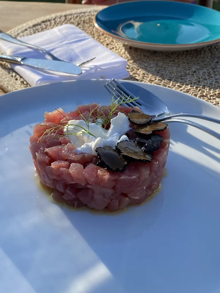 Petra Rešlová_Almadìa Restaurant_Aglientu_review