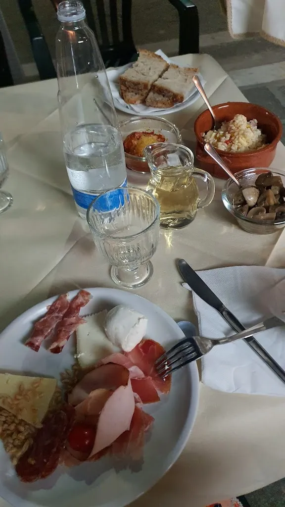 Menu_Da Lisa Restaurant_Castel di Ieri_image_7