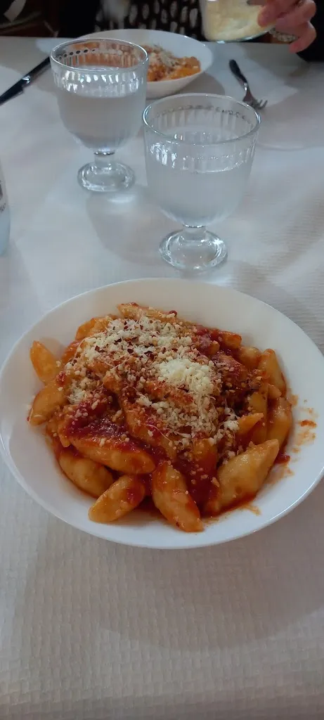 Da Lisa Restaurant_Castel di Ieri_slider_image_3