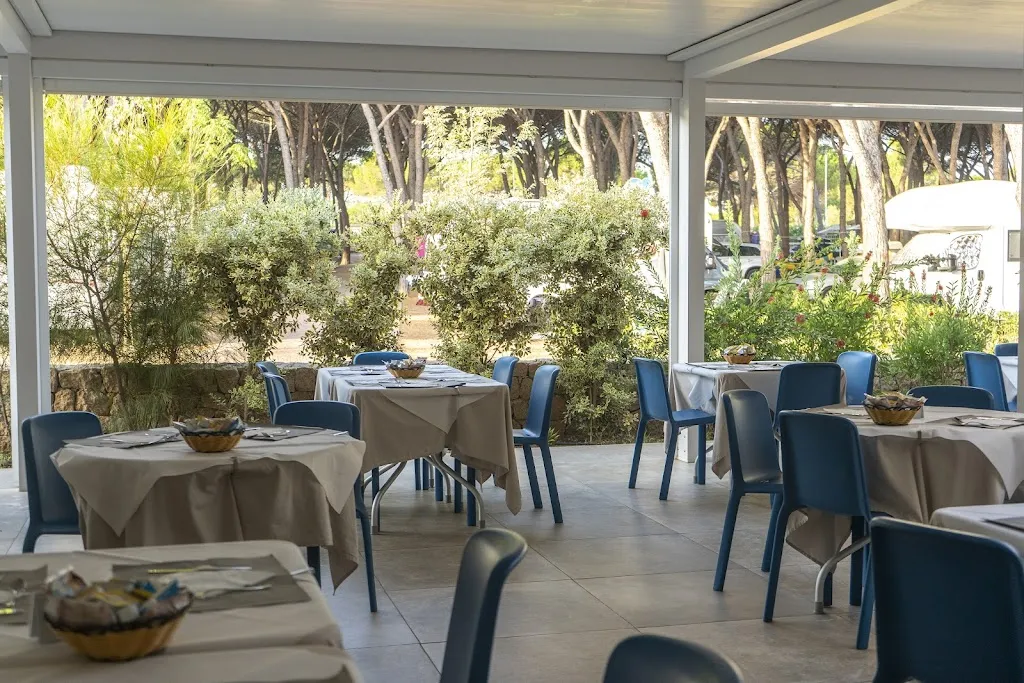 Baia Blu La Tortuga Restaurant restaurant in Aglientu