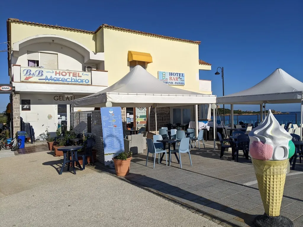 Ristorante bar pizzeria MareChiaro restaurant in Aglientu