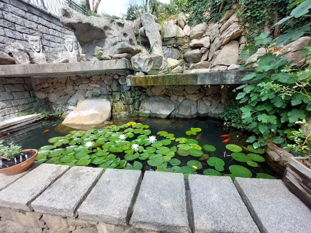 Corinne Rossi_Bar la Colti di Lu Mulinu_Aggius_reseña