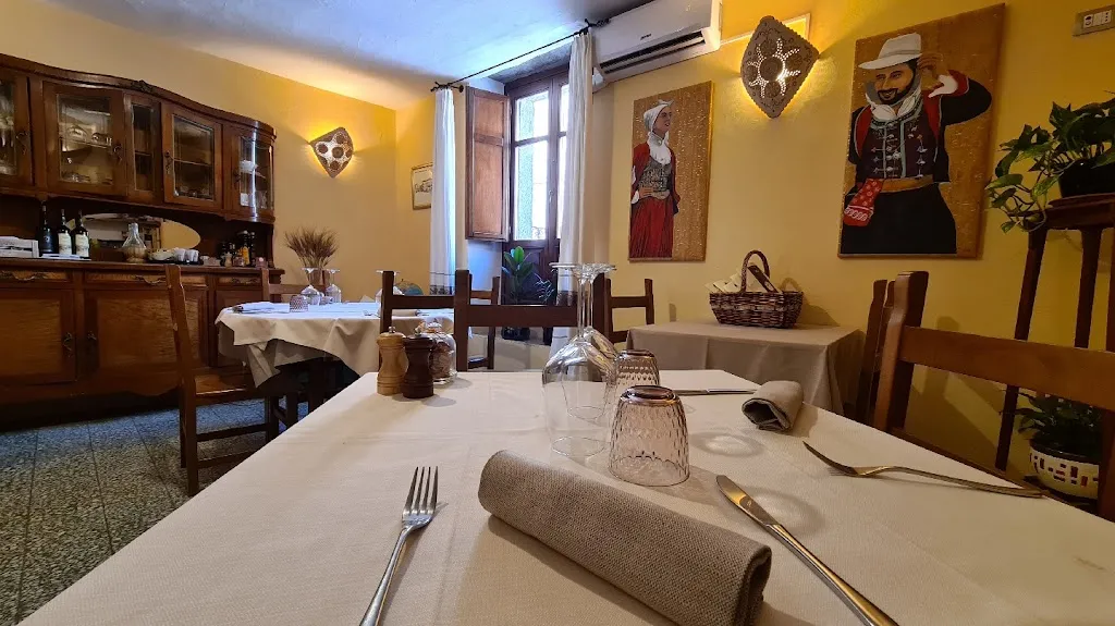 Al Vecchio Corso Locanda  restaurant in Aggius