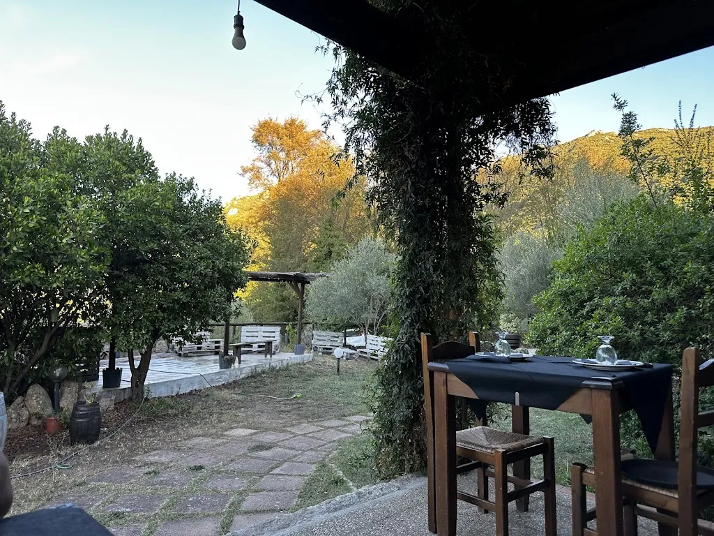 Ristorante di montagna Li Mulini_Aggius_slider_image_2