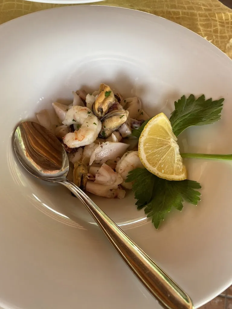 Jack Flash_Hotel Ristorante Golden Gate_Aggius_review