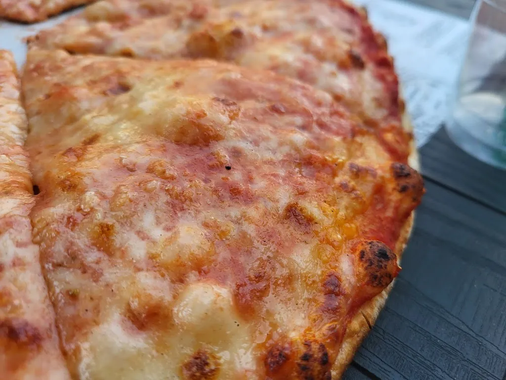 Britta Y. Stricker_Pizzeria da Simone di Cocciu Pier Simone_Alà dei Sardi_review