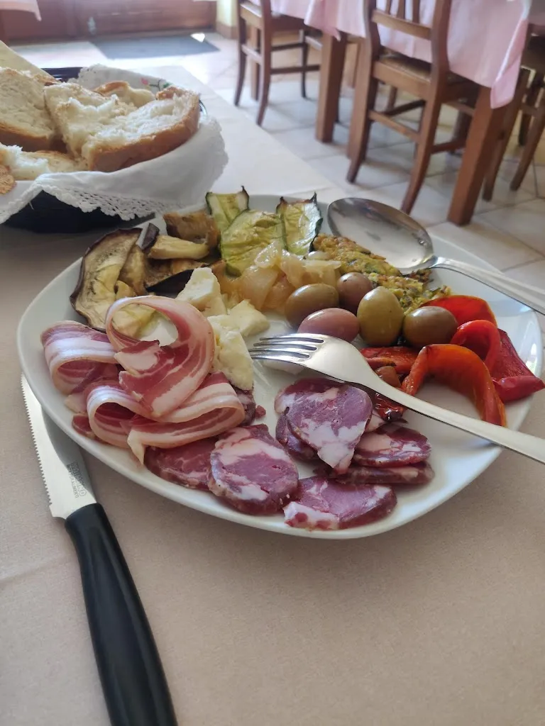 Marc Sydenham_Trattoria Pizzeria da Zia Luciana_Albagiara_review