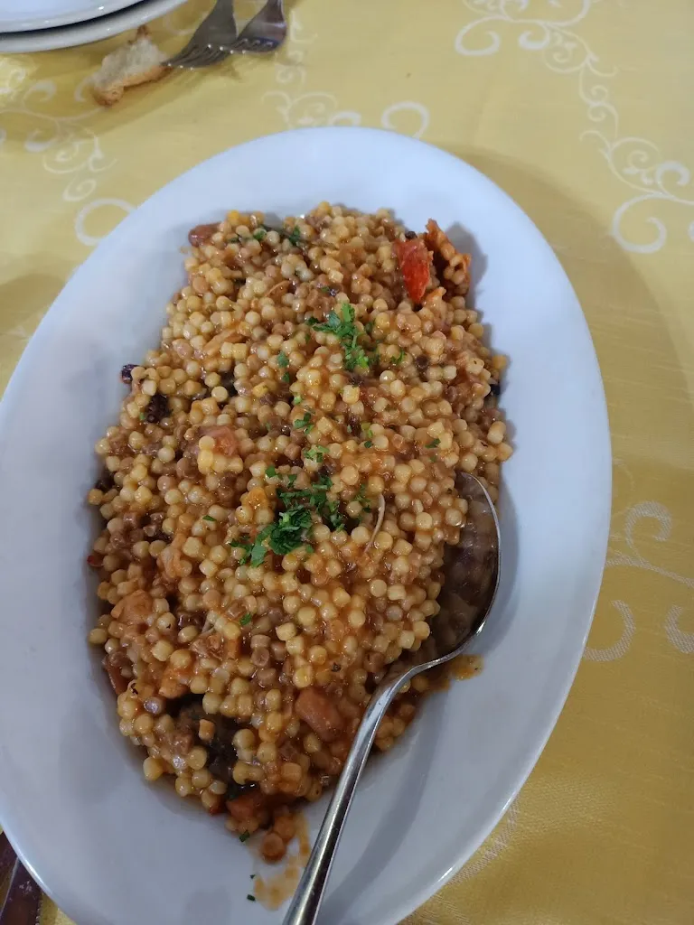 La _La_Il Gatto Sardo_Albagiara_review