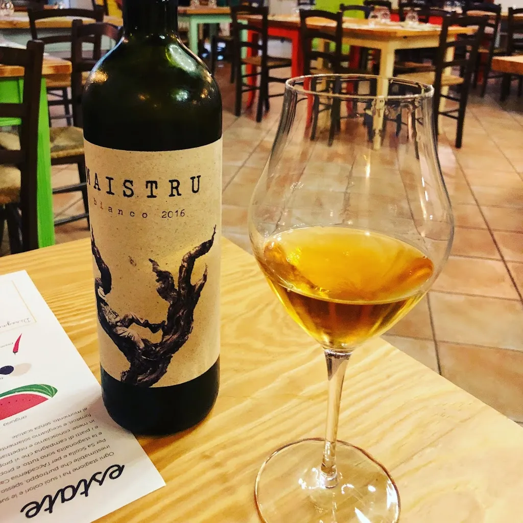 Leo Font_Sa Scolla Baradili_Albagiara_review