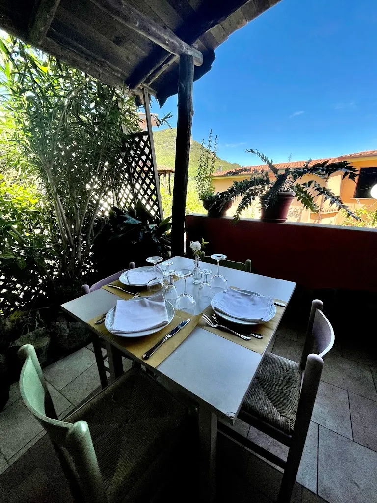 Restaurant Edera_Aritzo_slider_image_1