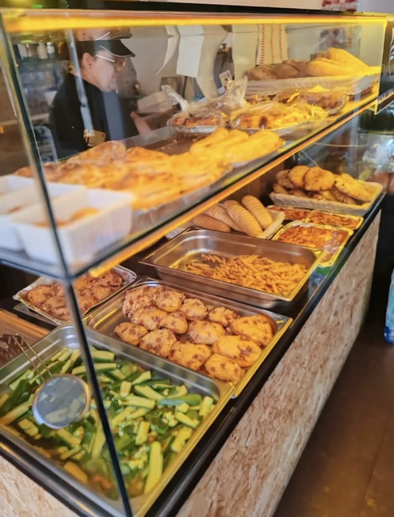 LA FENICE 2ª pucceria, pausa pranzo. restaurant in Galatone