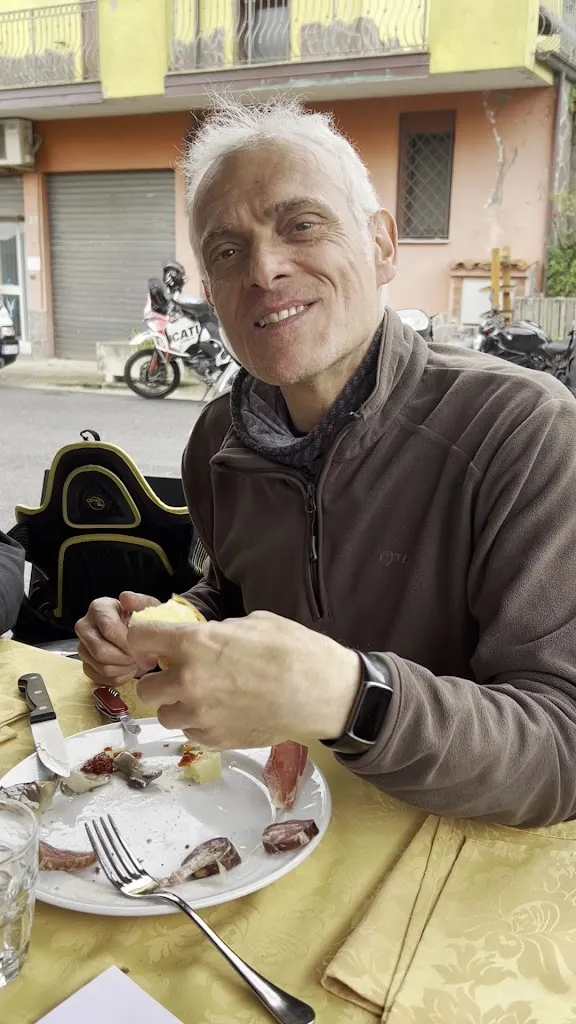 Cesare Grassi_Barbagia Ospitale - osteria - trekking - libri-_Aritzo_review