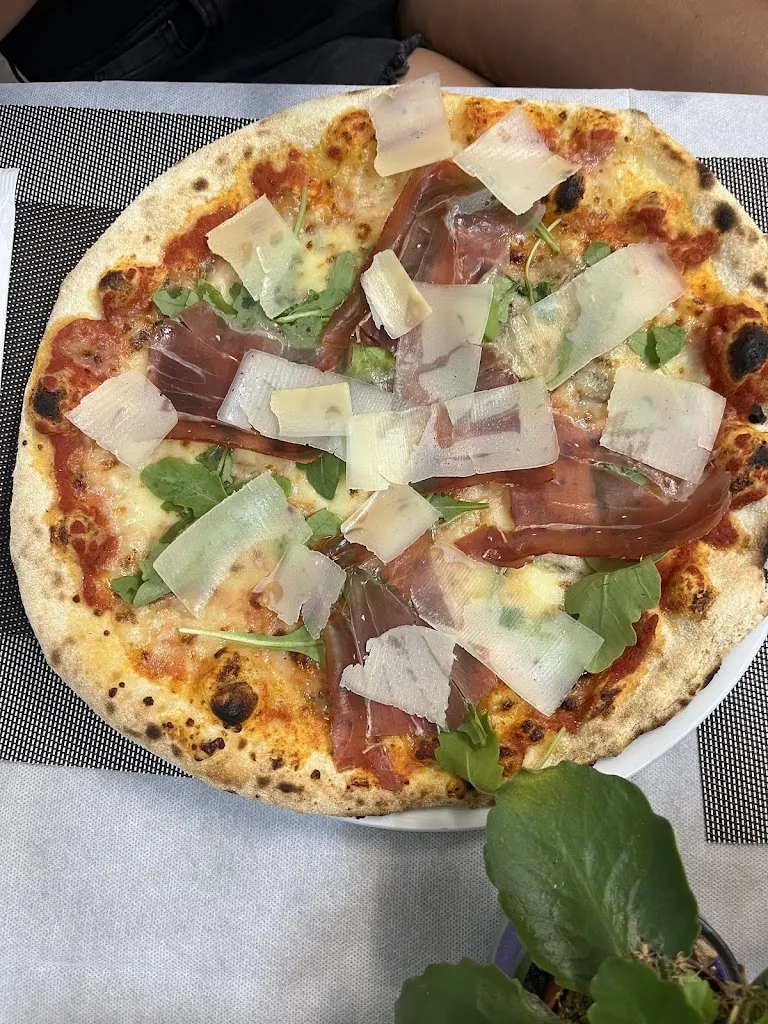 Antonio Simula_Pizzeria S'arcu E Forru_Arzana_review