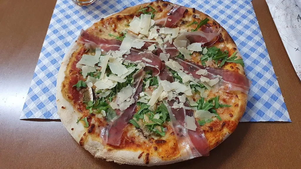 Kaneda Brand_Pizzeria S'arcu E Forru_Arzana_review