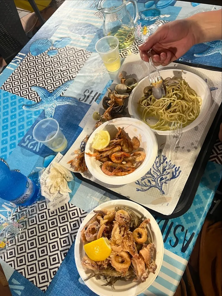 Caitlin_Fish-based dishes takeaway or self service_Arbatax_review