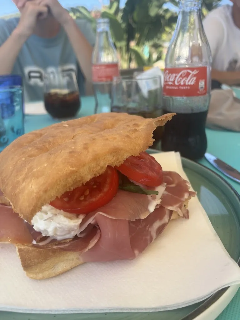 Vendula Jelínková_Faro Restaurant_Arbatax_review