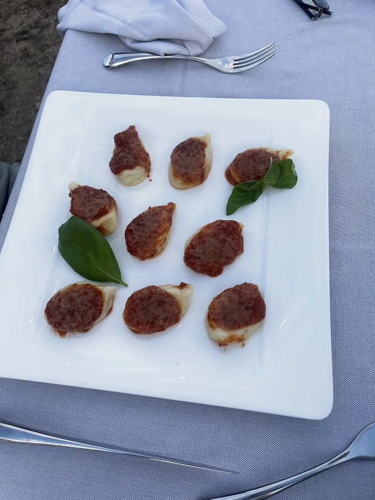 Aigul Wardle_Tholoi Restaurant and Pizzeria_Arbatax_review