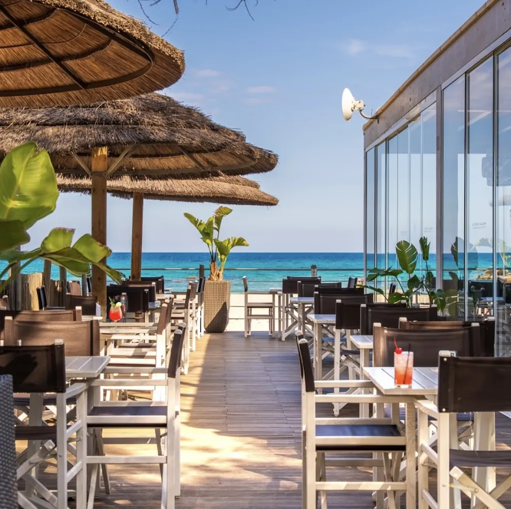 Hakuna Matata Beach restaurant in Arbatax