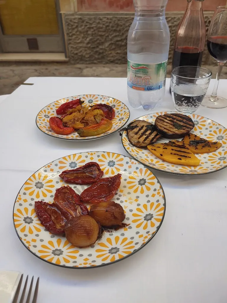 Karen M_Tana del Lupo_Galatina_review