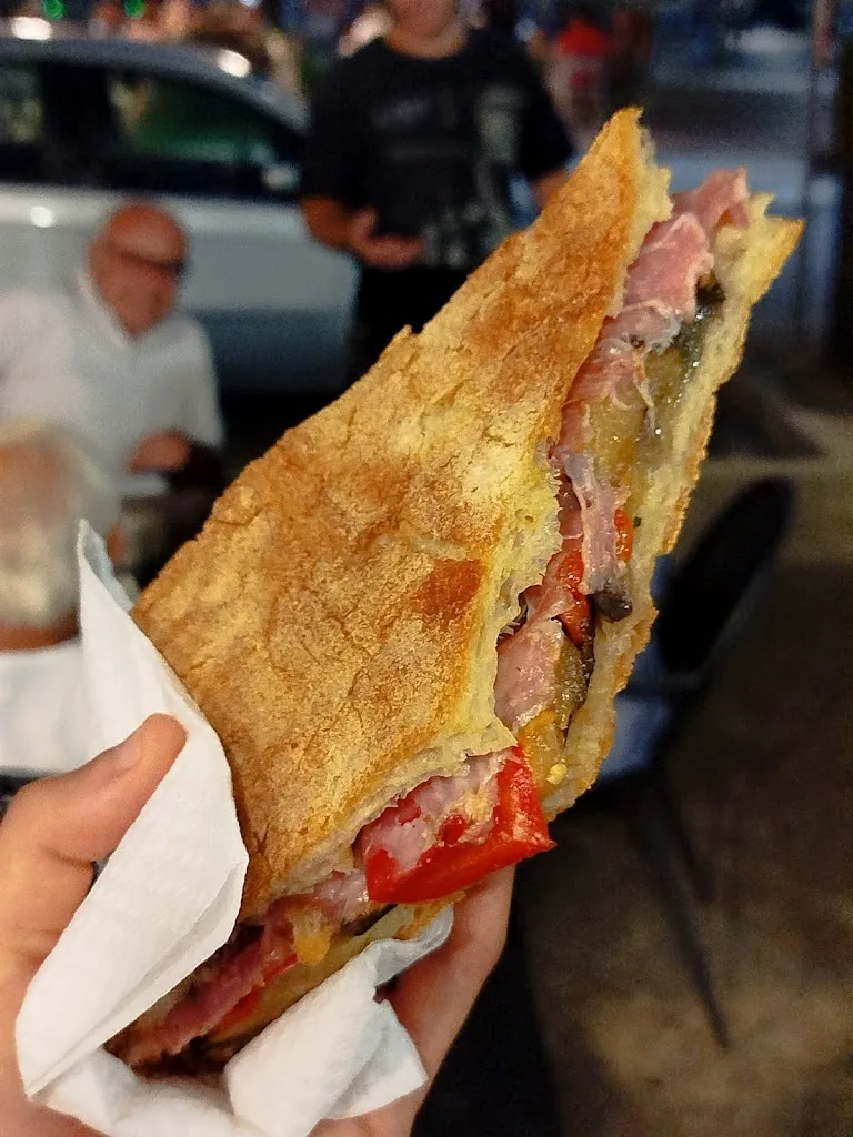 Paolo Ginefra_Bar Focacceria Milese_Alghero_review