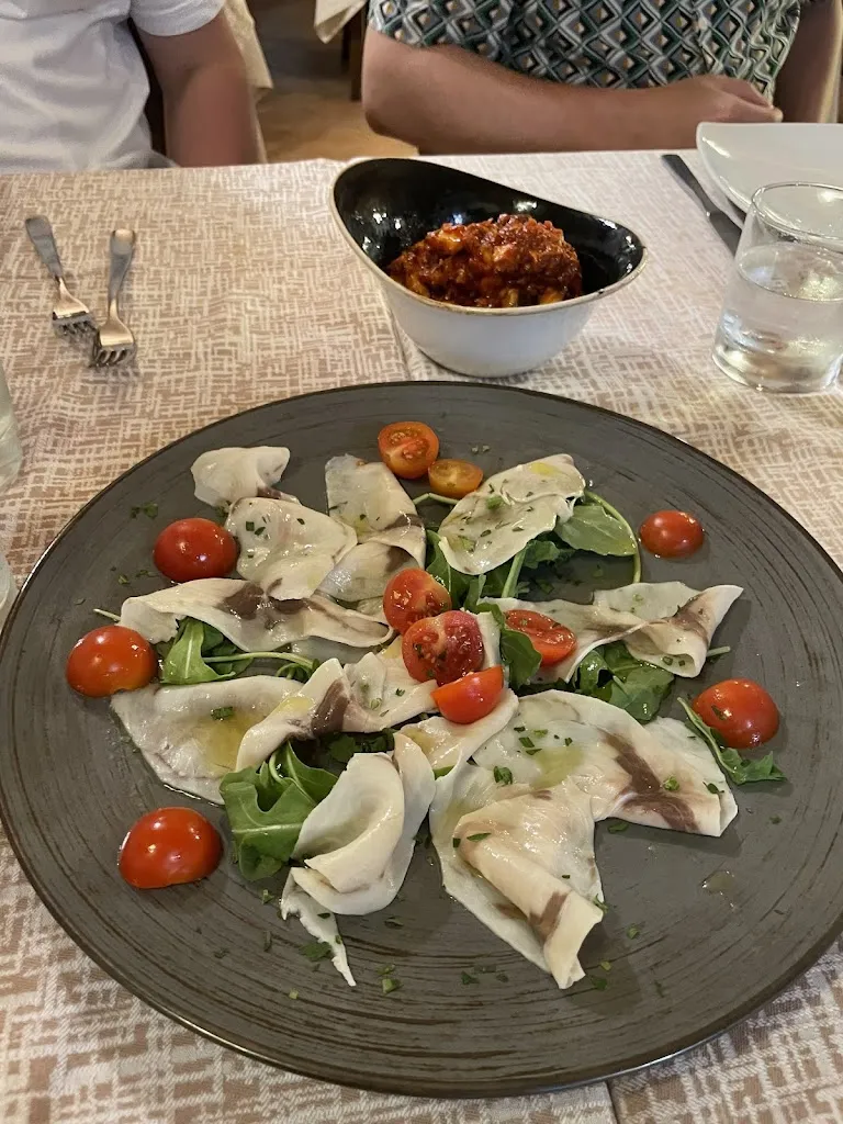 Brayden Friesen_Trattoria Marco Polo_Alghero_review
