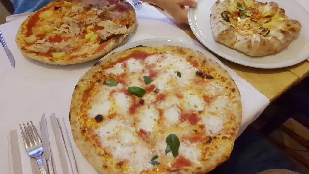 Pizzeria Ristorante Cornaro_Assolo_slider_image_2