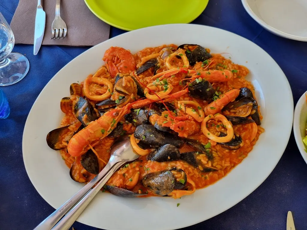 Karin Laky_Jamel_Arzachena_review