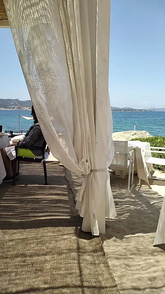Lunaria Beach Restaurant & Lounge Bar - Apre il 31.5.2025_Arzachena_slider_image_2