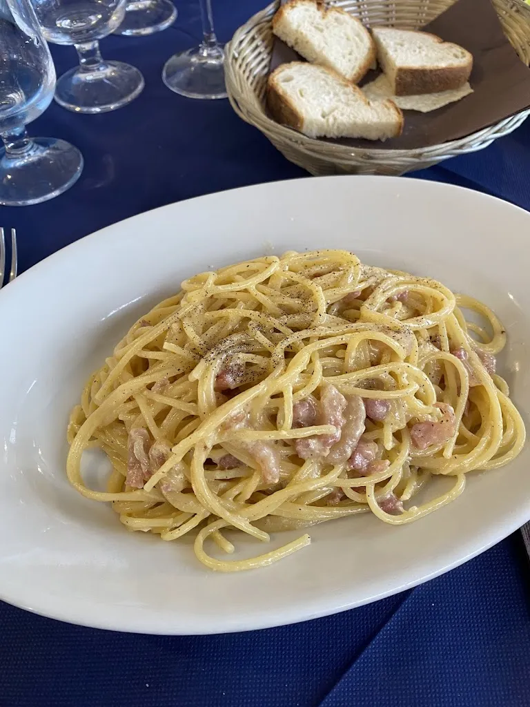 Lui Bon_Sunset by Jamel_Arzachena_review