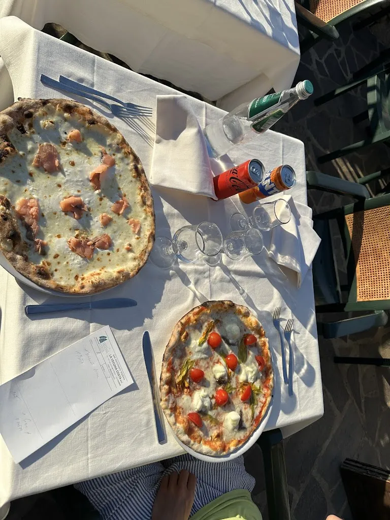 Dmitry Yurlov_Ristorante Pizzeria La Vecchia Costa_Arzachena_review