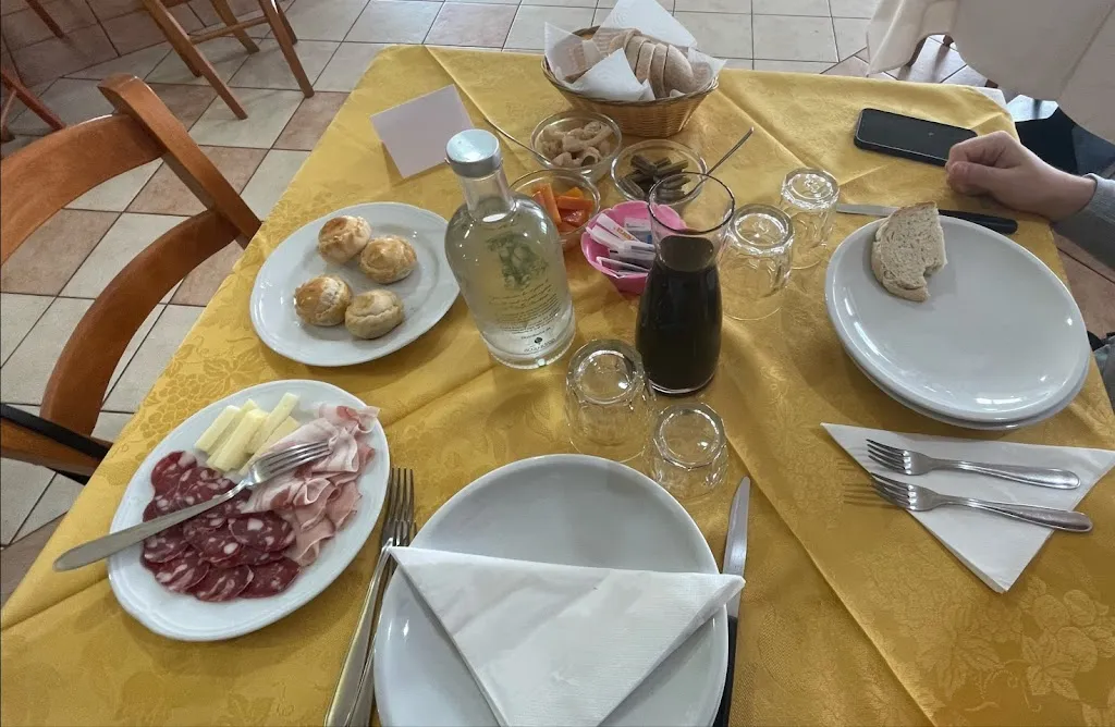 Ristorante @ Agriturismo Le Vigne Ducali_Ballao_slider_image_3