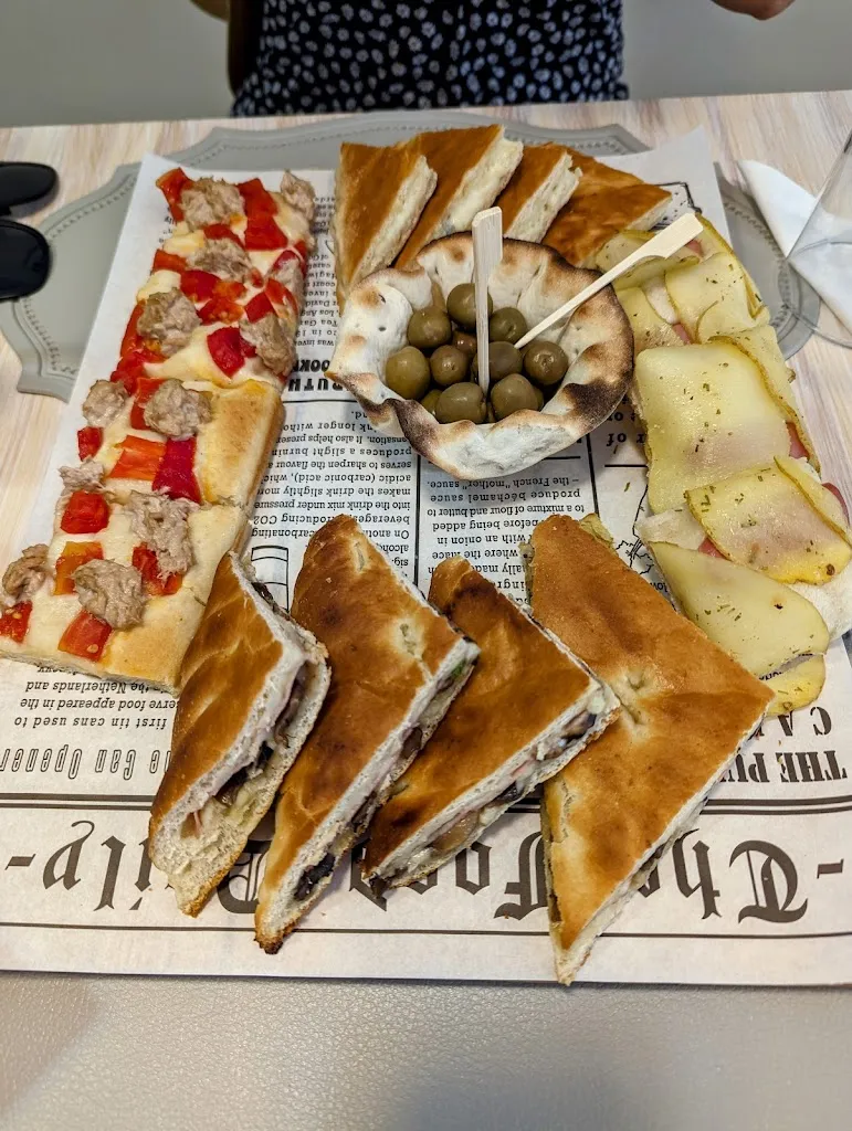 Élio Fernandes_La Piccola Focacceria - Assemini_Assemini_review