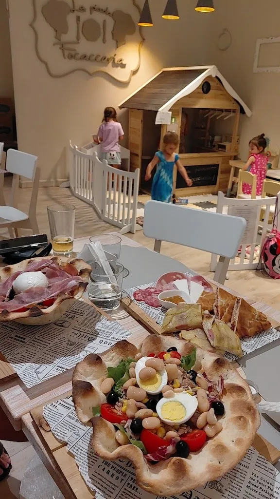 Mathilde Galerne_La Piccola Focacceria - Assemini_Assemini_review