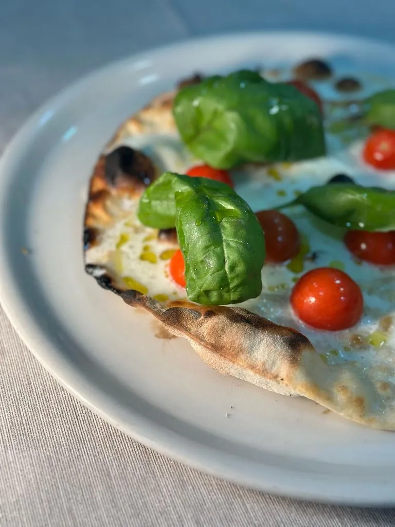 Pizzeria da Meme_Assemini_slider_image_3