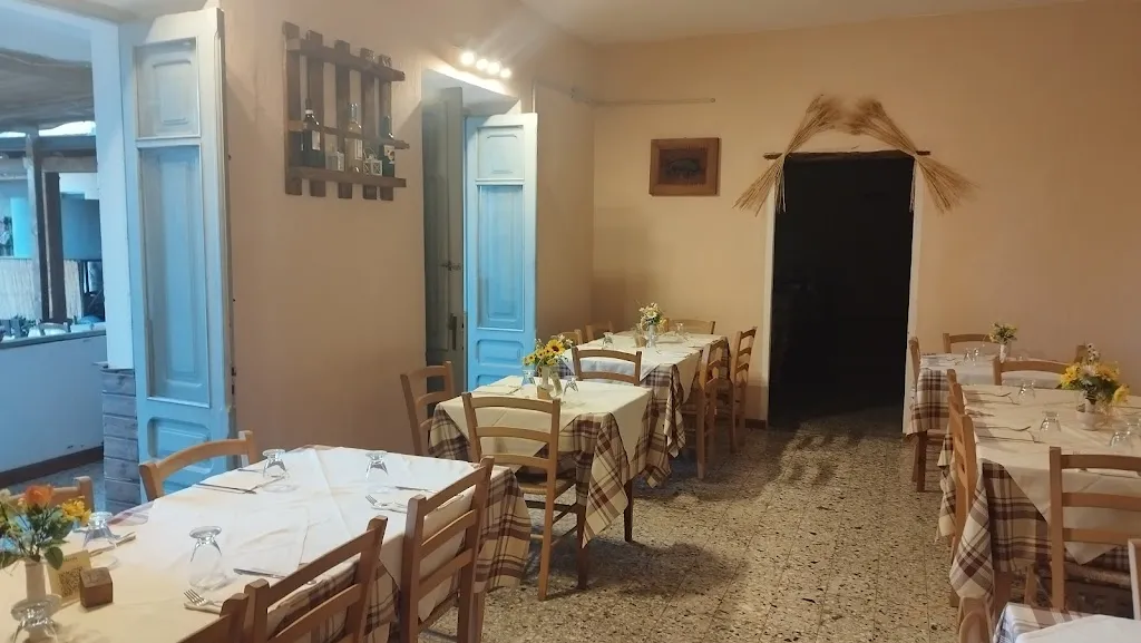 Su Pasiu Trattoria-Pizzeria restaurant in Barumini
