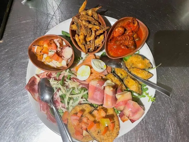 Su Pasiu Trattoria-Pizzeria_Barumini_slider_image_3