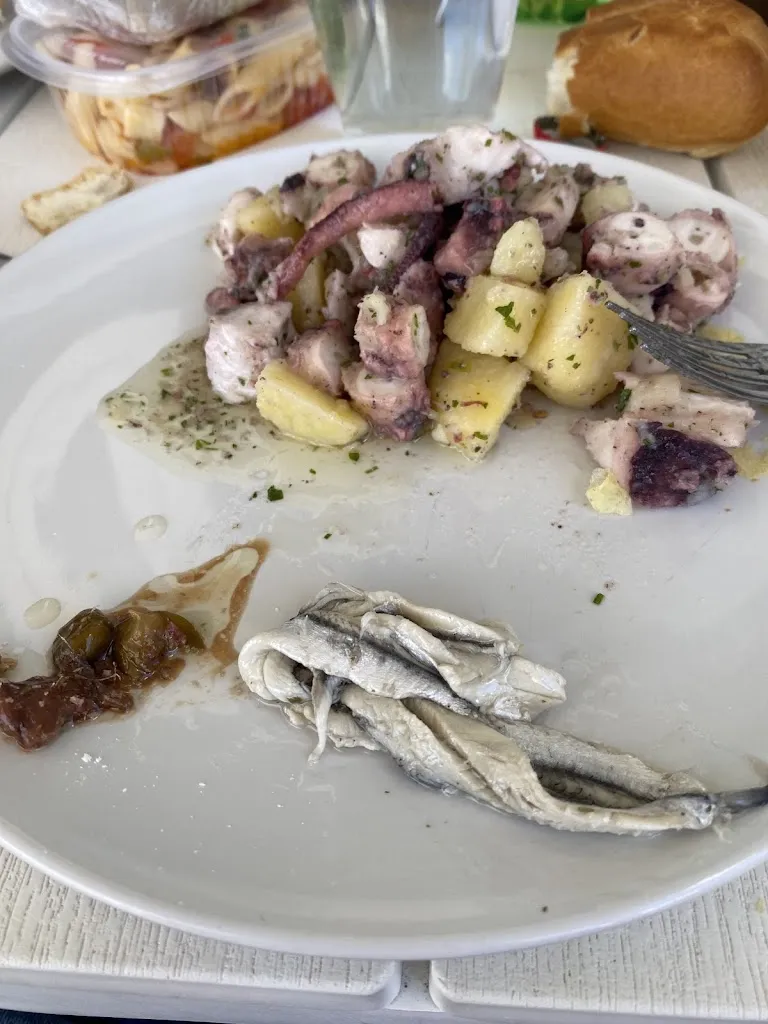 Aurelien Gilbert_Gastronomia La Genuina_Badesi_review