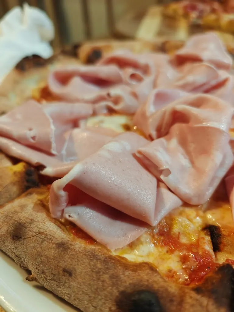 P Z_InForno pizzeria_Badesi_review