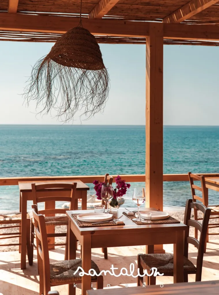 Santaluz kiosko mediterraneo_Badesi_slider_image_1