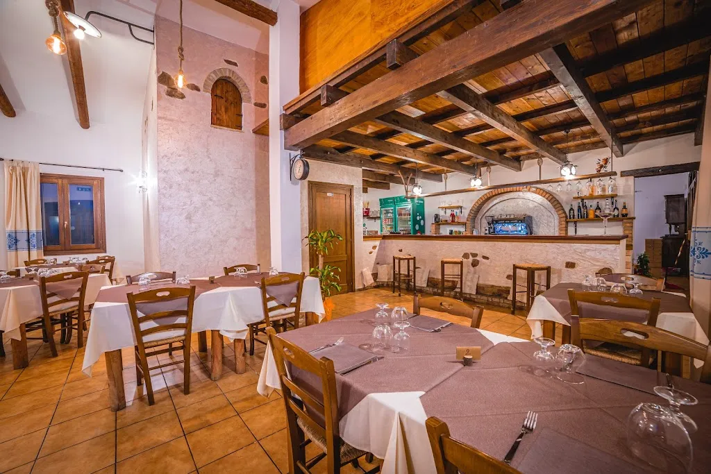 Lu Maestrali restaurant in Badesi