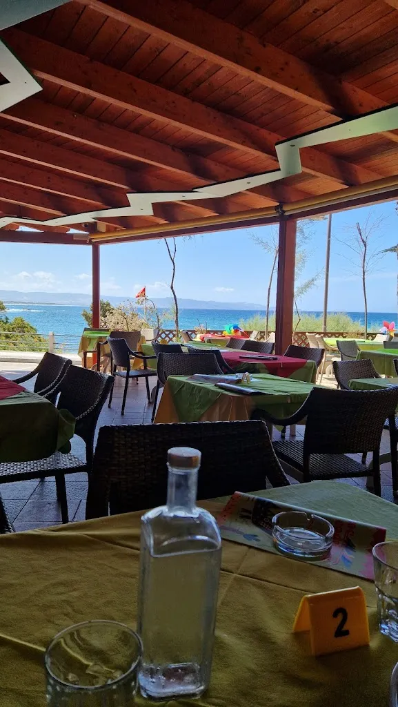 Coccodrillus Pizza Restaurant_Badesi_slider_image_3