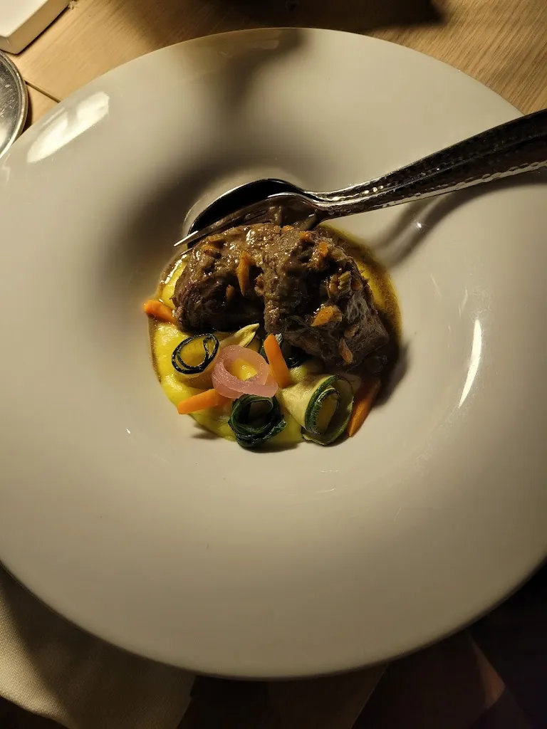 Anh Minh Nguyen_Mesadoria Restaurant_Badesi_review