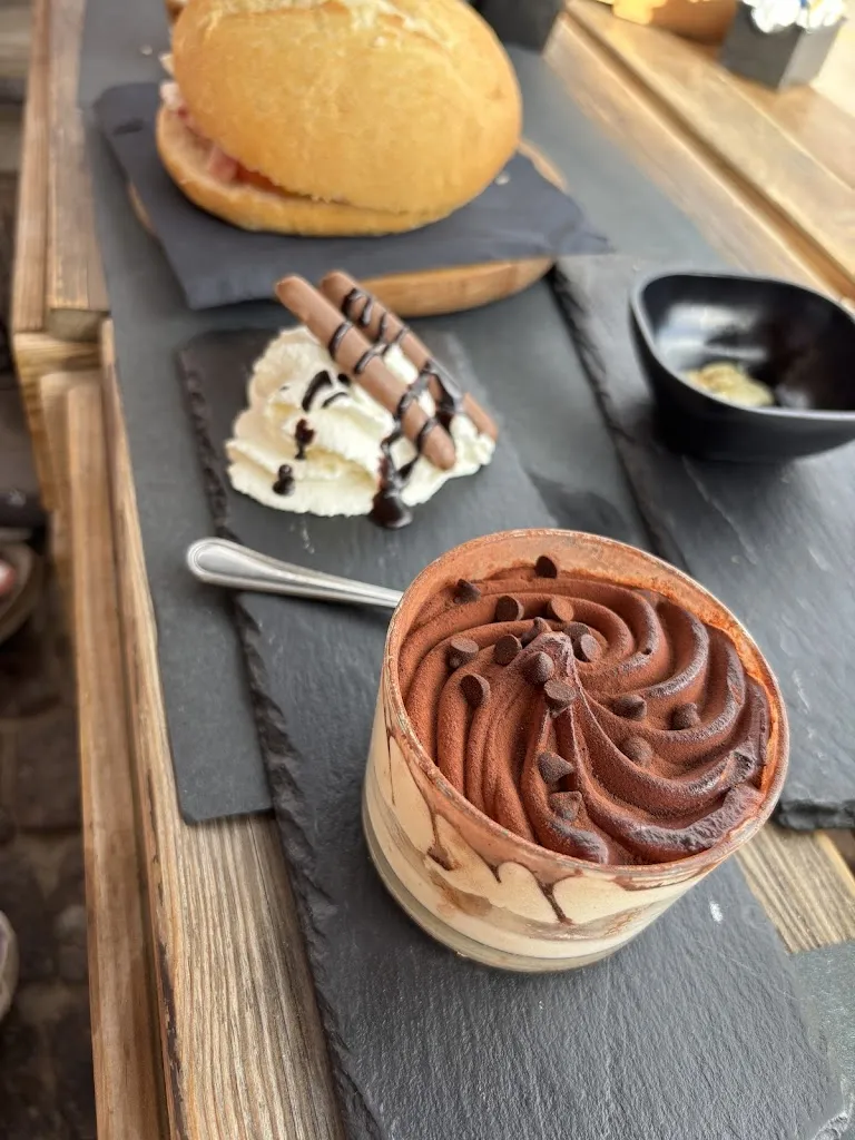 GustaBe_Badesi_slider_image_2