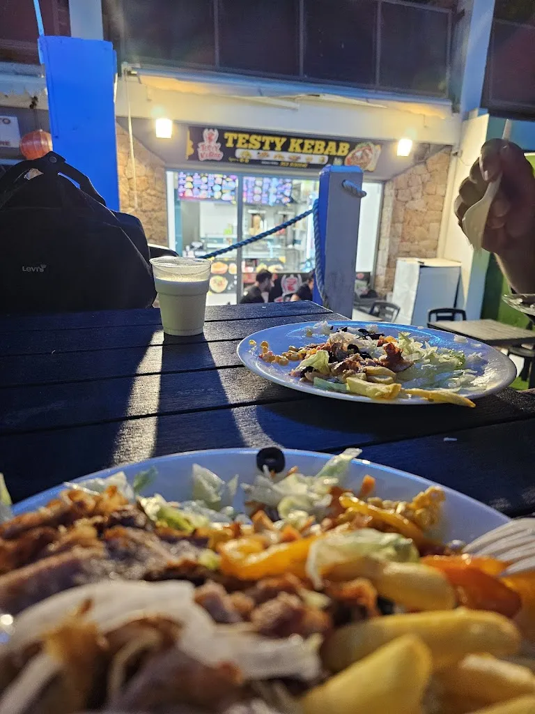 Dalila Carmo_Testy Kebab_Badesi_review