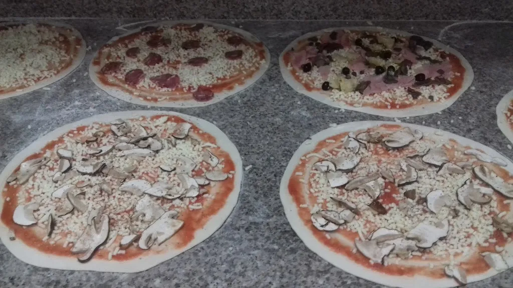 Ristorante Bar Pizzeria Bigna' e Carru_Belvì_slider_image_2