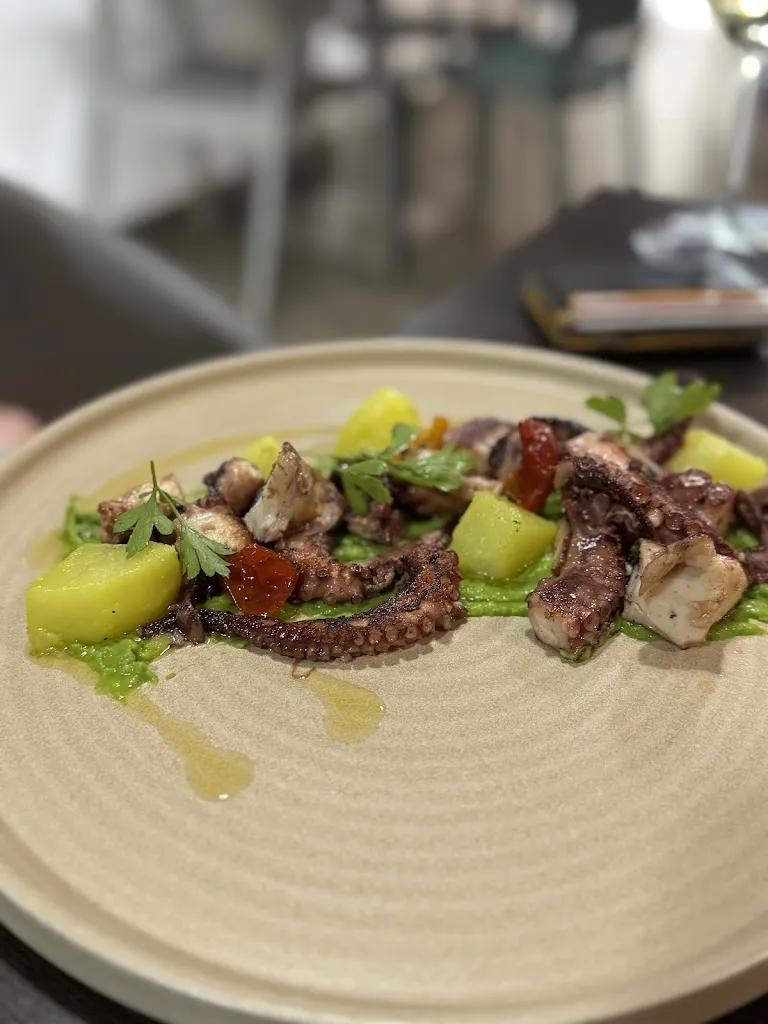 roxana cerchez_RISTROT_Bari Sardo_review