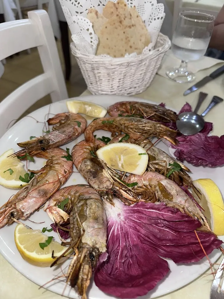 Carly Wallace_Orchidea Blu_Bari Sardo_review